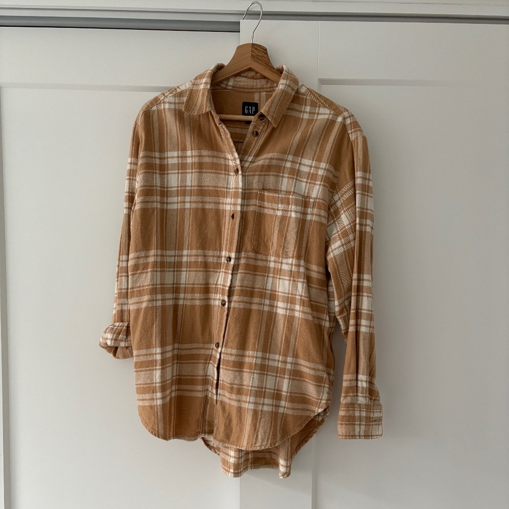 Gap brown checkered shirt